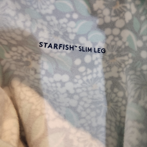 Women's Lands' End Floral Pants, Size M/P - Picture 3 of 9